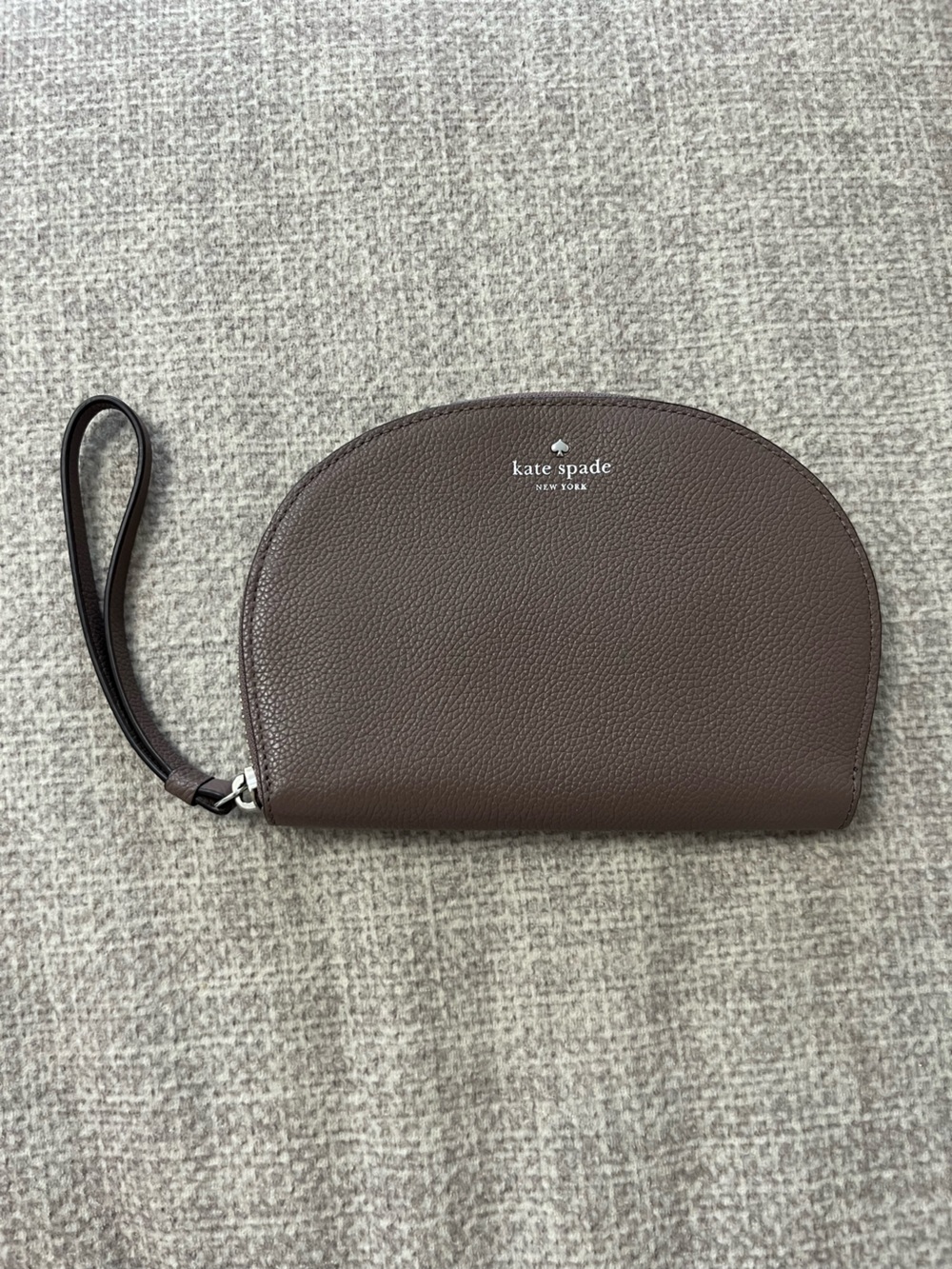 *Kate Spade Taupe Pebbled Leather Wristlet Clutch